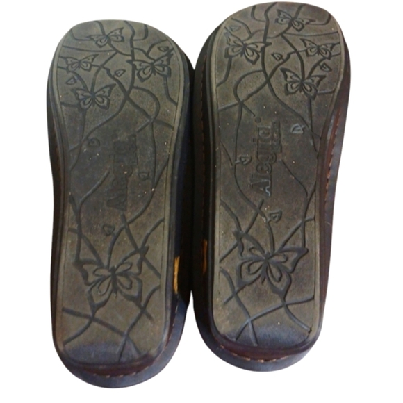 Alegria Engraved Brown Suede Mule Clogs Women's size 6 - Picture 10 of 13